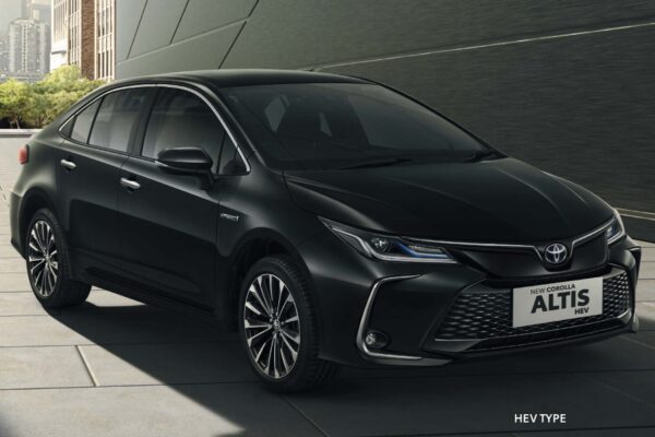 Corolla Altis